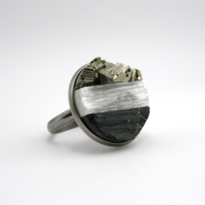 ANILLO DE PIRITA TURMALINA SELENITA ACERO INOXIDABLE AJUSTABLE